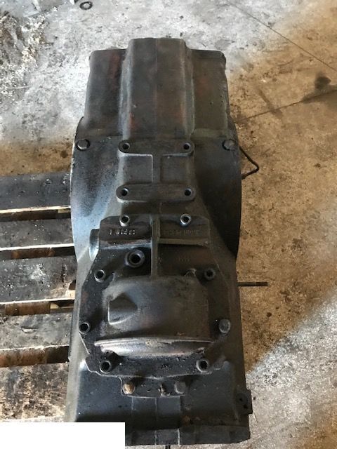 Massey Ferguson 6475 - Obudowa WOM - 변속기 장궤형 트랙터 용 : 사진 5 Massey Ferguson 6475 - Obudowa WOM - 변속기 장궤형 트랙터 용 : 사진 5