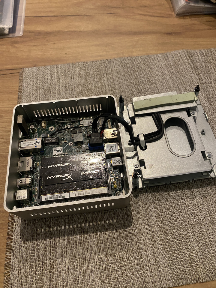 Mikrokomputer Mini PC Intel NUC5i5RYH - 도구/ 장비 : 사진 4 Mikrokomputer Mini PC Intel NUC5i5RYH - 도구/ 장비 : 사진 4