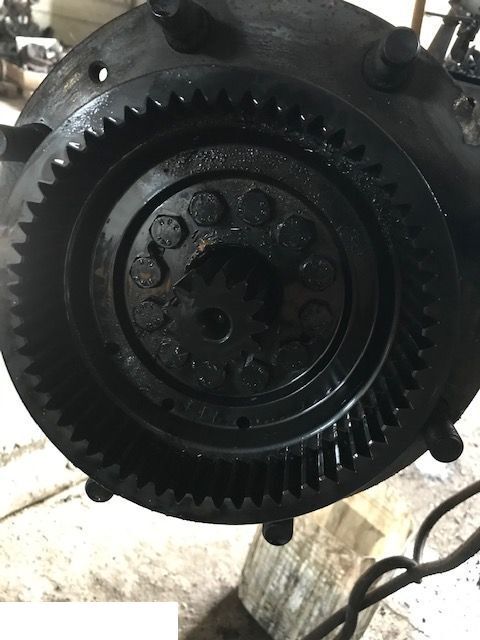 Zwolnica Valtra 900-4 - 파이널 드라이브 농업용 기계 용 : 사진 5 Zwolnica Valtra 900-4 - 파이널 드라이브 농업용 기계 용 : 사진 5