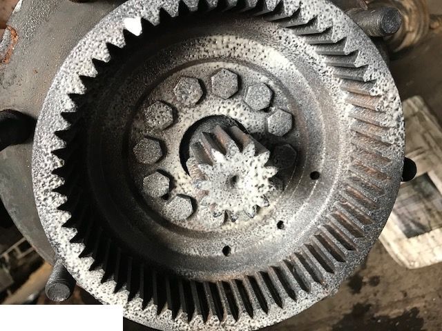 Zwolnica Valtra 900-4 - 파이널 드라이브 농업용 기계 용 : 사진 4 Zwolnica Valtra 900-4 - 파이널 드라이브 농업용 기계 용 : 사진 4