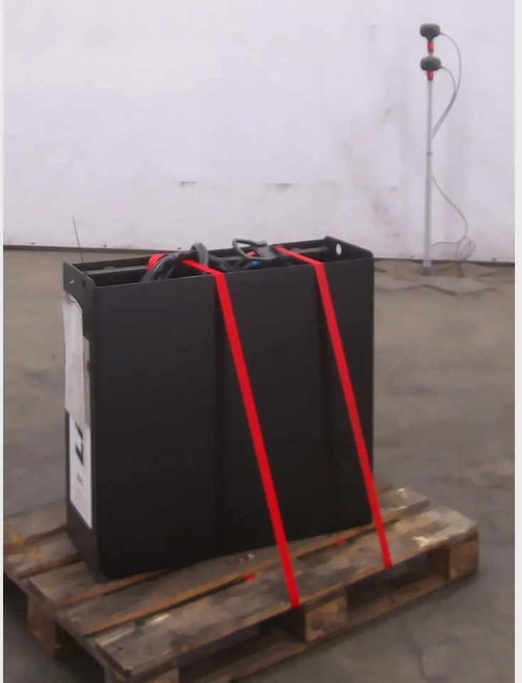Battery 24V 240Ah - 배터리 자재 취급 장비 용 : 사진 1 Battery 24V 240Ah - 배터리 자재 취급 장비 용 : 사진 1