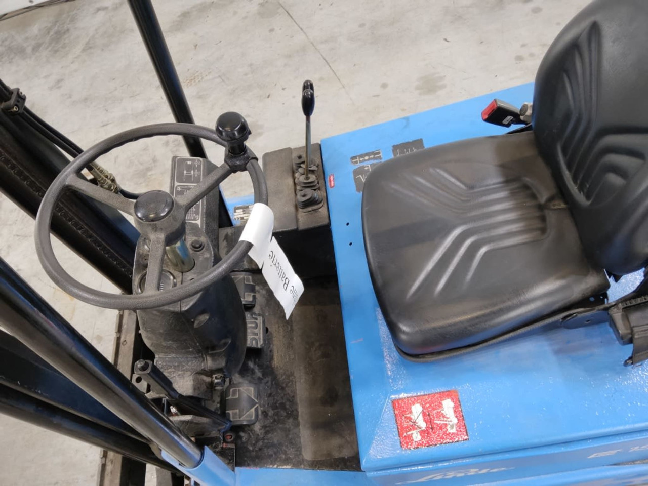 Linde E15 - 전기 지게차 : 사진 3 Linde E15 - 전기 지게차 : 사진 3