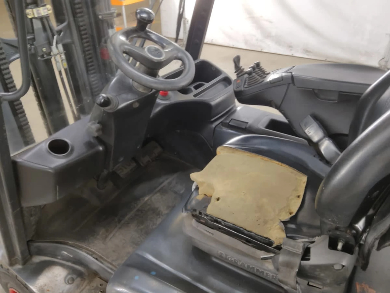 Linde E30L-01 - 전기 지게차 : 사진 3 Linde E30L-01 - 전기 지게차 : 사진 3