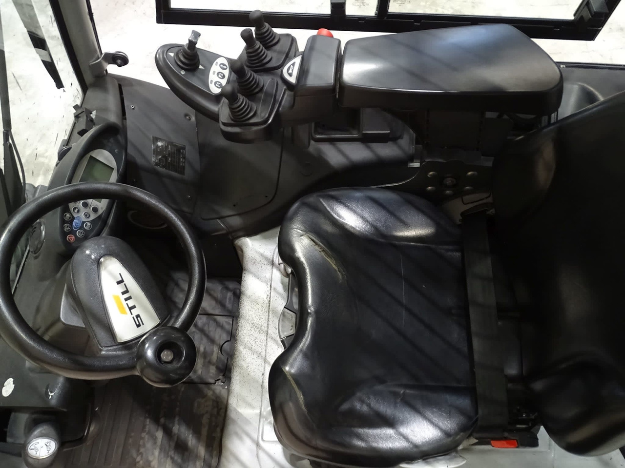 STILL RX60-50/600 - 전기 지게차 : 사진 4 STILL RX60-50/600 - 전기 지게차 : 사진 4