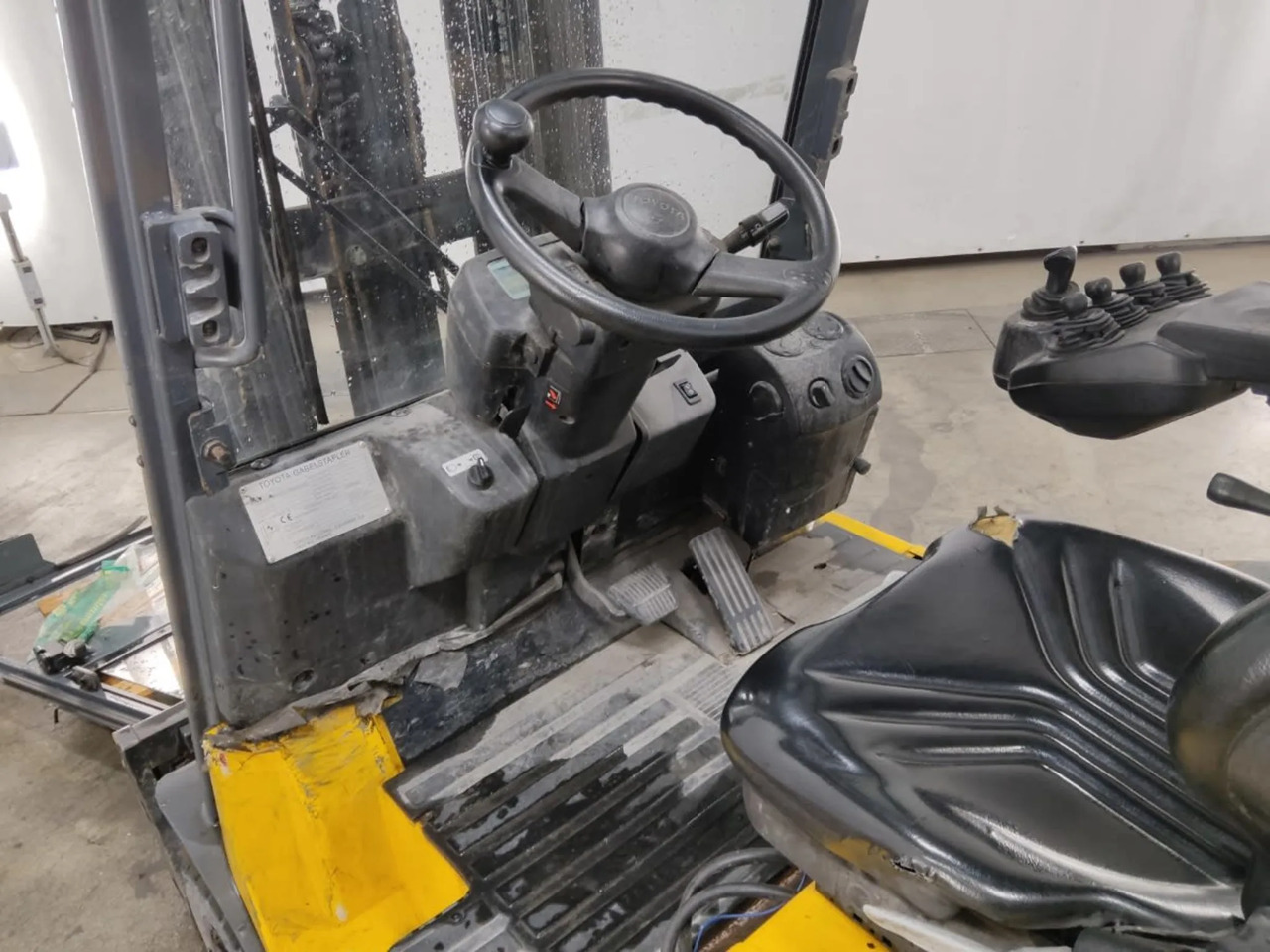 Toyota 7FBMF25 - 전기 지게차 : 사진 4 Toyota 7FBMF25 - 전기 지게차 : 사진 4