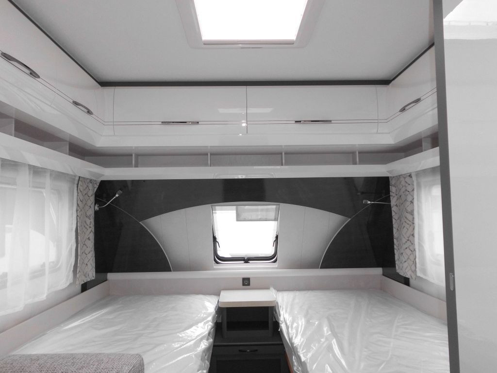 Hobby Excellent 460 SL %Lagerabverkauf% EXTRAS - 캐러밴 : 사진 1 Hobby Excellent 460 SL %Lagerabverkauf% EXTRAS - 캐러밴 : 사진 1