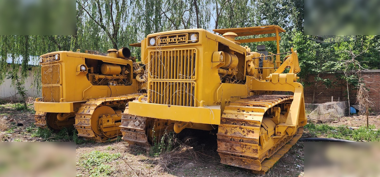 1990 KOMATSU D155C - 파이프 레이어 : 사진 1 1990 KOMATSU D155C - 파이프 레이어 : 사진 1