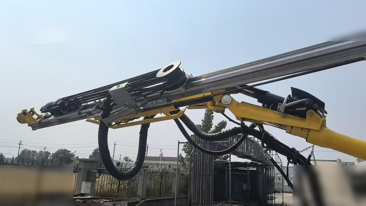 2014 ATLAS COPCO BOOMER 281 - 방향성 보링 머신 : 사진 5 2014 ATLAS COPCO BOOMER 281 - 방향성 보링 머신 : 사진 5