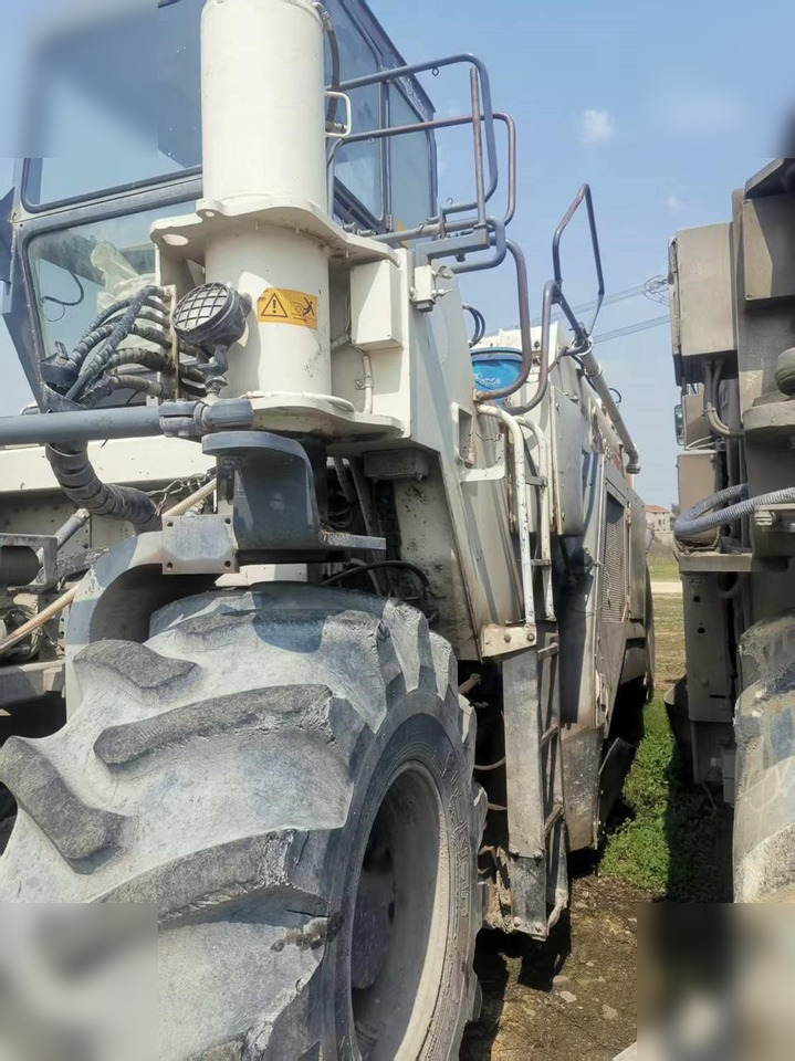 WIRTGEN WR2500 - 토양 안정제 : 사진 4 WIRTGEN WR2500 - 토양 안정제 : 사진 4
