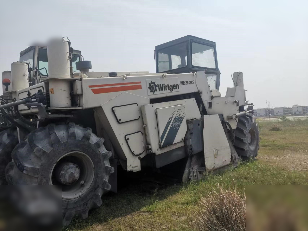 WIRTGEN WR2500 - 토양 안정제 : 사진 1 WIRTGEN WR2500 - 토양 안정제 : 사진 1