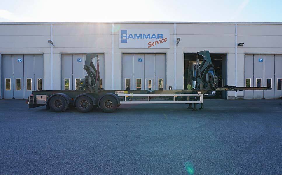 Hammar 195 S, Sideloader, 33 tonnes SWL (20'-40') - 컨테이너 운반 장치/ 스와프 보디 세미 트레일러 : 사진 1 Hammar 195 S, Sideloader, 33 tonnes SWL (20'-40') - 컨테이너 운반 장치/ 스와프 보디 세미 트레일러 : 사진 1