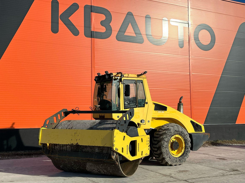 Bomag BW 213 DH - 롤러 : 사진 1 Bomag BW 213 DH - 롤러 : 사진 1
