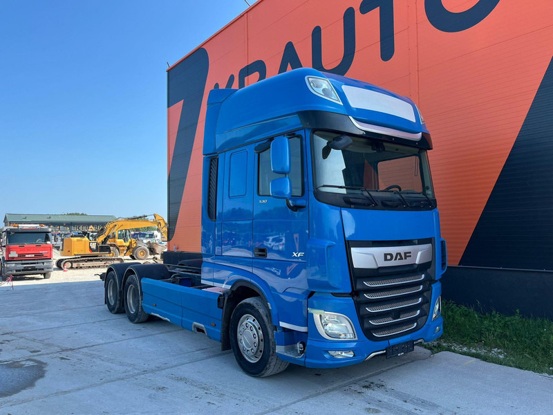 DAF XF 530 6x2 CHASSIS L=6120 mm - 캡 새시 트럭 : 사진 4 DAF XF 530 6x2 CHASSIS L=6120 mm - 캡 새시 트럭 : 사진 4