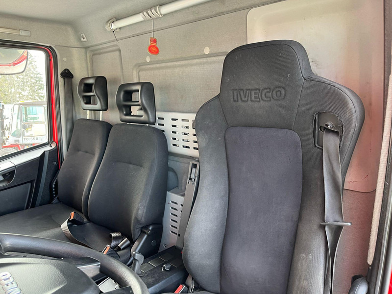 자동 운반 장치 트럭 Iveco Eurocargo 120-220L 4x2 WY 2500 kg / PLATFORM L=6570 mm / W=2300 mm / WINCH : 사진 19