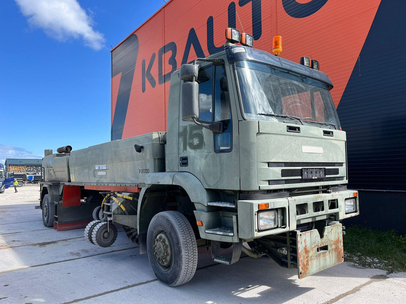 Iveco Fresia F 2000 4x4 SNOW PLOW / BROOM / BLOWER - 거리 청소 차량 : 사진 4 Iveco Fresia F 2000 4x4 SNOW PLOW / BROOM / BLOWER - 거리 청소 차량 : 사진 4