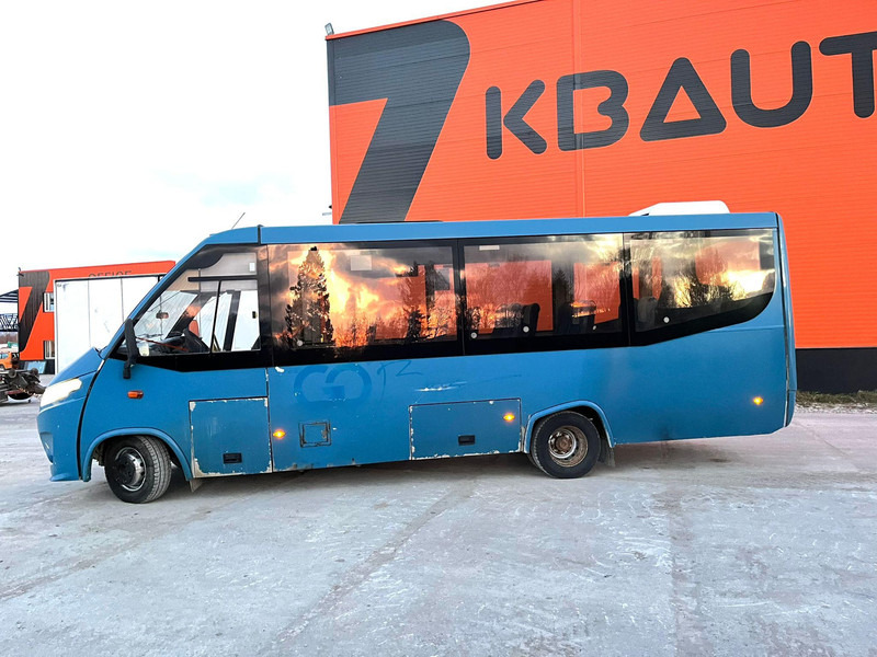 Iveco Kapena Thesi 7 PCS AVAILABLE /EURO 6 / 27 SEATS+5 STANDING / AC / AUXILIARY HEATING - 소형 버스, 승합차 : 사진 4 Iveco Kapena Thesi 7 PCS AVAILABLE /EURO 6 / 27 SEATS+5 STANDING / AC / AUXILIARY HEATING - 소형 버스, 승합차 : 사진 4