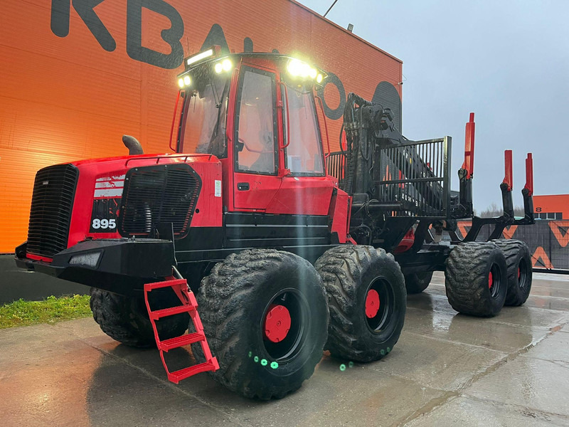 Komatsu 895 8x8 LOADFLEX / CRANE 165F - 임업용 트레일러 : 사진 2 Komatsu 895 8x8 LOADFLEX / CRANE 165F - 임업용 트레일러 : 사진 2