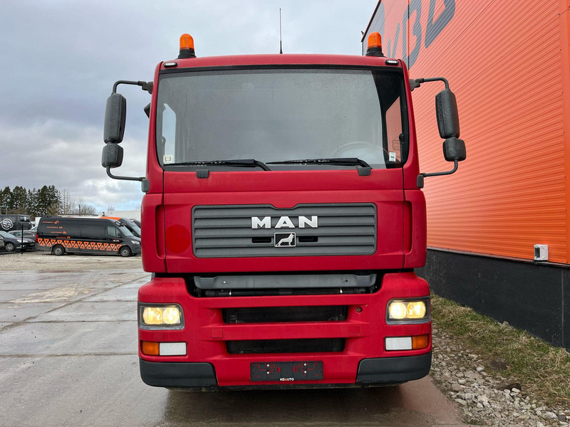 MAN TGA 26.360 6X2 Schäfer SRH 10000 / 3105 hours - 유조트럭 : 사진 2 MAN TGA 26.360 6X2 Schäfer SRH 10000 / 3105 hours - 유조트럭 : 사진 2