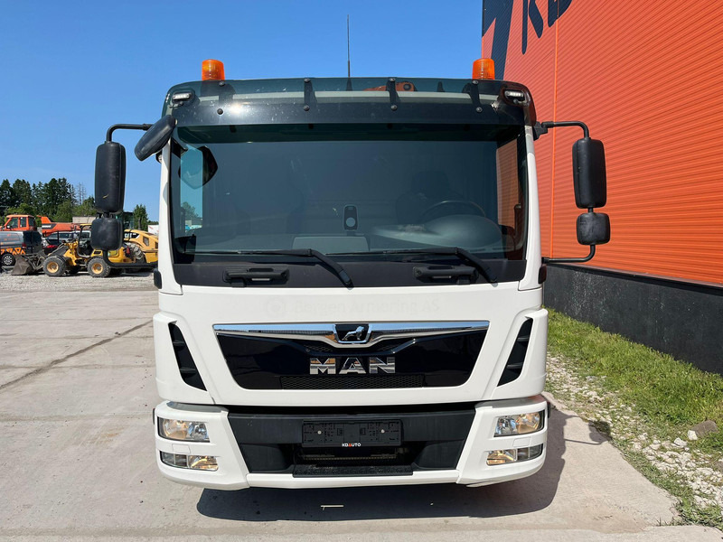 MAN TGL 8.190 4x2 EFFER 80.2/2S / PLATFORM L=5250 mm - 드롭사이드/ 플랫베드 트럭, 크레인 트럭 : 사진 3 MAN TGL 8.190 4x2 EFFER 80.2/2S / PLATFORM L=5250 mm - 드롭사이드/ 플랫베드 트럭, 크레인 트럭 : 사진 3