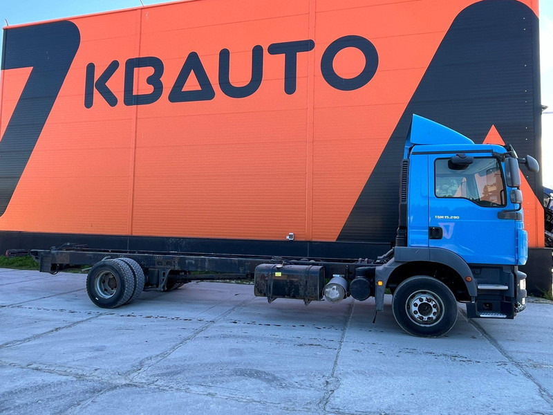 MAN TGM 15.290 4x2 CHASSIS L=7750 mm - 캡 새시 트럭 : 사진 5 MAN TGM 15.290 4x2 CHASSIS L=7750 mm - 캡 새시 트럭 : 사진 5