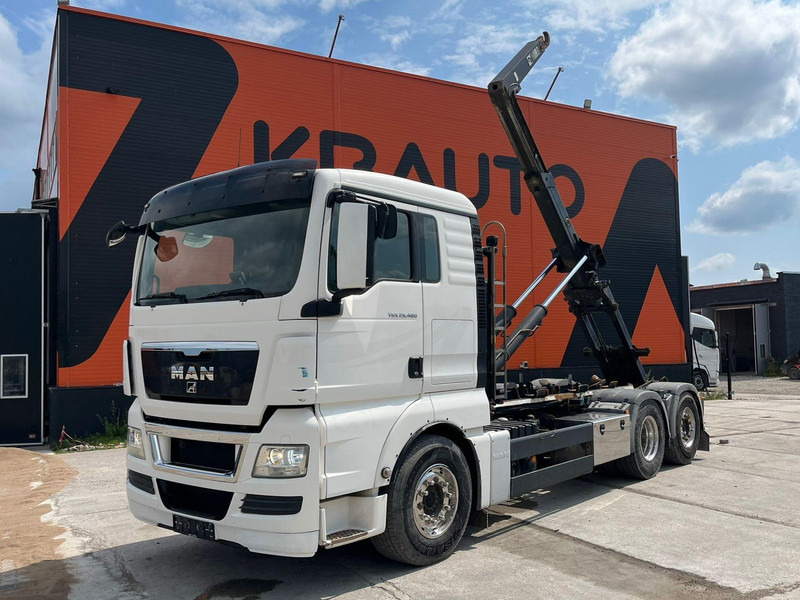 MAN TGX 26.480 6X2 / HIAB L20 TON / L= 5300mm - 후크 리프트 트럭 : 사진 2 MAN TGX 26.480 6X2 / HIAB L20 TON / L= 5300mm - 후크 리프트 트럭 : 사진 2
