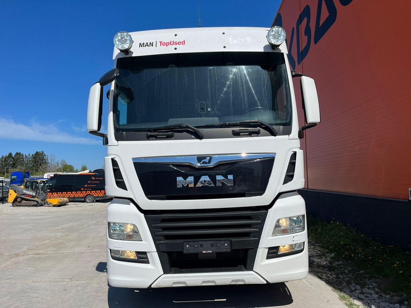 MAN TGX 28.510 6x2 XXL CAB / INTARDER / DOUBLE BOGIE - 트랙터 유닛 : 사진 3 MAN TGX 28.510 6x2 XXL CAB / INTARDER / DOUBLE BOGIE - 트랙터 유닛 : 사진 3