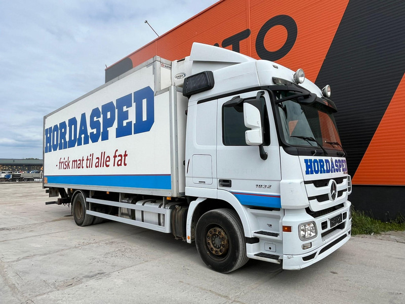 Mercedes-Benz Actros 1832 4x2 SUPRA 850 Mt / BOX L=8226 mm - 냉동탑차 : 사진 4 Mercedes-Benz Actros 1832 4x2 SUPRA 850 Mt / BOX L=8226 mm - 냉동탑차 : 사진 4