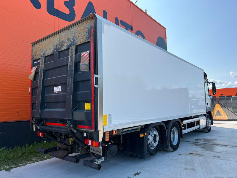 Mercedes-Benz Actros 2545 6x2 BOX L=7526 mm - 박스 트럭 : 사진 5 Mercedes-Benz Actros 2545 6x2 BOX L=7526 mm - 박스 트럭 : 사진 5