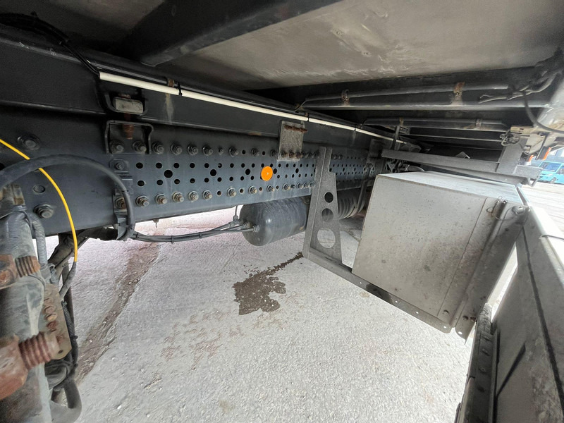 박스 트럭 Mercedes-Benz Actros 2551 6x2*4 BOX L=7401mm : 사진 15 박스 트럭 Mercedes-Benz Actros 2551 6x2*4 BOX L=7401mm : 사진 15