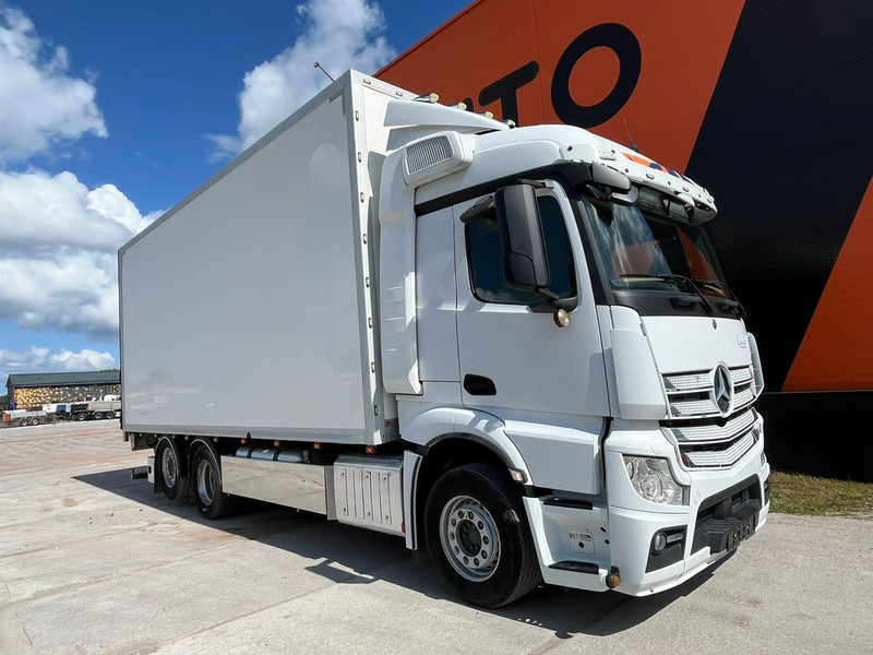 Mercedes-Benz Actros 2551 6x2*4 BOX L=7401mm - 박스 트럭 : 사진 4 Mercedes-Benz Actros 2551 6x2*4 BOX L=7401mm - 박스 트럭 : 사진 4
