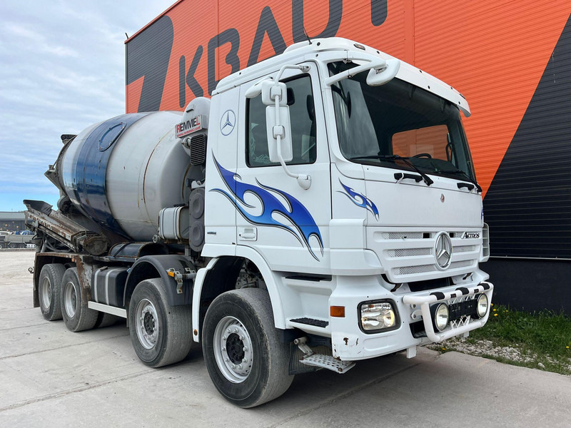 Mercedes-Benz Actros 3241 8x4 MSM 9M 10m3 / FULL STEEL / HUB REDUCTION / CHUTE - 콘크리트 믹서 트럭 : 사진 4 Mercedes-Benz Actros 3241 8x4 MSM 9M 10m3 / FULL STEEL / HUB REDUCTION / CHUTE - 콘크리트 믹서 트럭 : 사진 4
