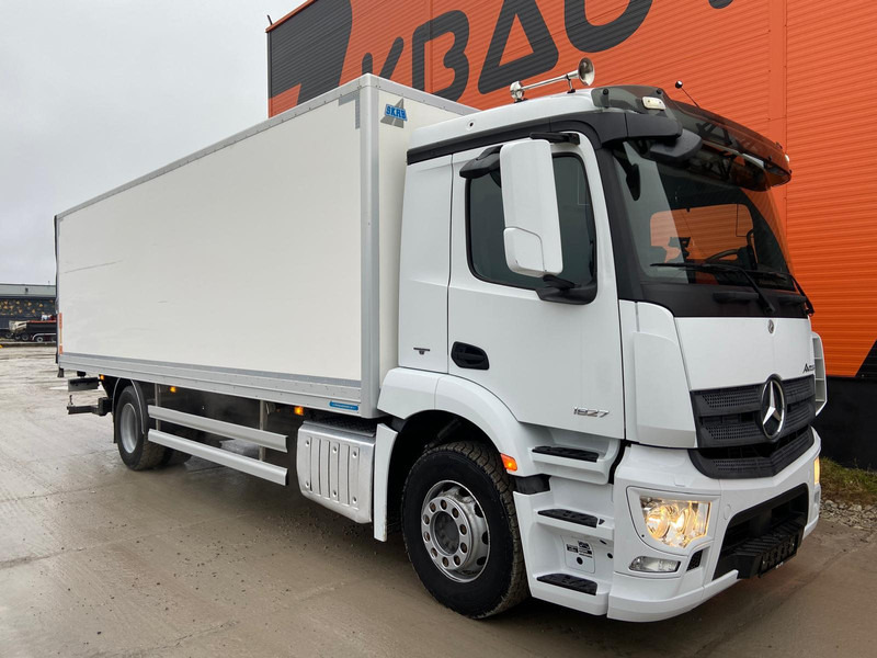 Mercedes-Benz Antos 1827 4x2 BOX L=7538 mm - 박스 트럭 : 사진 4 Mercedes-Benz Antos 1827 4x2 BOX L=7538 mm - 박스 트럭 : 사진 4