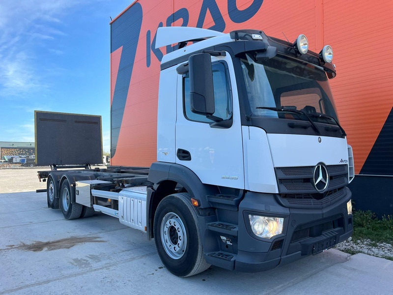 Mercedes-Benz Antos 2535 6x2*4 CHASSIS L=7788 mm - 컨테이너 운반 장치/ 스와프 보디 트럭 : 사진 4 Mercedes-Benz Antos 2535 6x2*4 CHASSIS L=7788 mm - 컨테이너 운반 장치/ 스와프 보디 트럭 : 사진 4