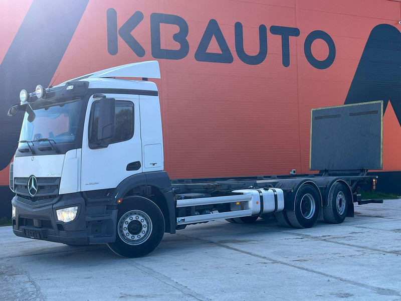 Mercedes-Benz Antos 2535 6x2*4 CHASSIS L=7788 mm - 컨테이너 운반 장치/ 스와프 보디 트럭 : 사진 1 Mercedes-Benz Antos 2535 6x2*4 CHASSIS L=7788 mm - 컨테이너 운반 장치/ 스와프 보디 트럭 : 사진 1