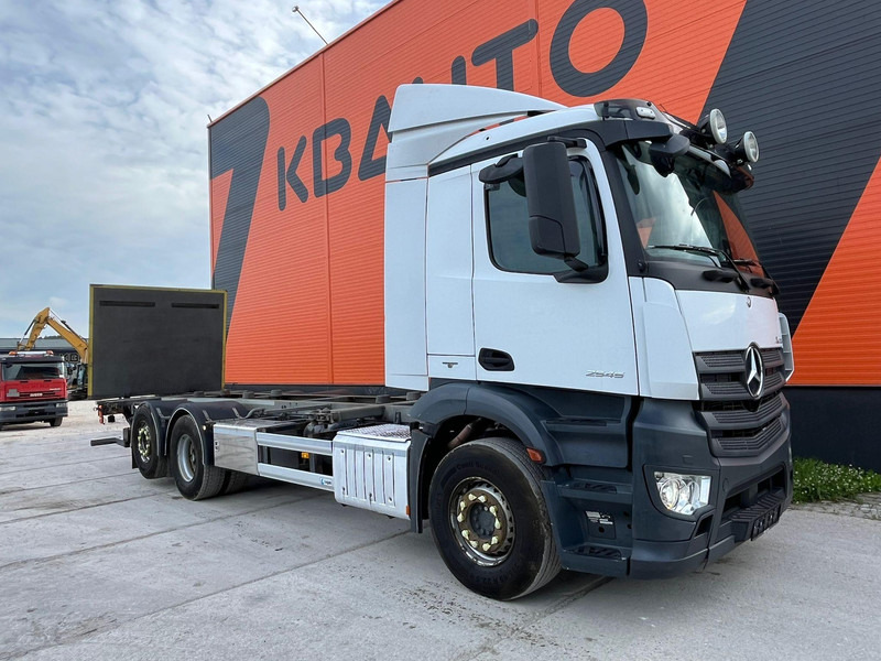 Mercedes-Benz Antos 2545 6x2*4 RETARDER / CHASSIS L=7826 mm - 캡 새시 트럭 : 사진 3 Mercedes-Benz Antos 2545 6x2*4 RETARDER / CHASSIS L=7826 mm - 캡 새시 트럭 : 사진 3