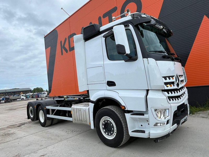 Mercedes-Benz Arocs 2542 6x2*4 JOAB 20 ton / L=5400 mm - 후크 리프트 트럭 : 사진 4 Mercedes-Benz Arocs 2542 6x2*4 JOAB 20 ton / L=5400 mm - 후크 리프트 트럭 : 사진 4