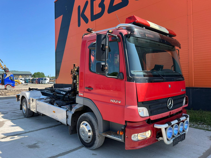 Mercedes-Benz Atego 1024 4x2 PK4100 + WINCH / HOOK LIFT L=3900 mm - 후크 리프트 트럭, 크레인 트럭 : 사진 4 Mercedes-Benz Atego 1024 4x2 PK4100 + WINCH / HOOK LIFT L=3900 mm - 후크 리프트 트럭, 크레인 트럭 : 사진 4
