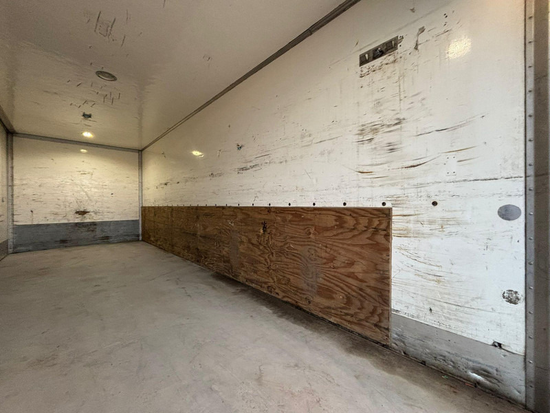 박스 트럭 Scania P 270 4x2 BOX L=7511 mm : 사진 13 박스 트럭 Scania P 270 4x2 BOX L=7511 mm : 사진 13