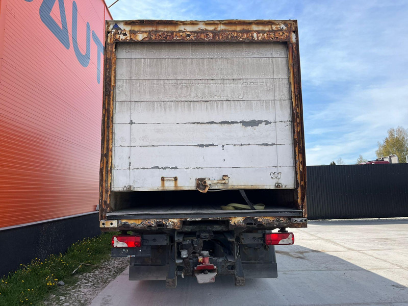 Scania R 480 6x2*4 RETARDER / BOX L=7468 mm - 박스 트럭 : 사진 5 Scania R 480 6x2*4 RETARDER / BOX L=7468 mm - 박스 트럭 : 사진 5