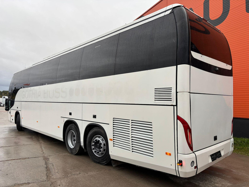 Volvo B12B Beulas Glory 6x2*4 61 SEATS / AC / AUXILIARY HEATING / WC - 대형 버스 : 사진 5 Volvo B12B Beulas Glory 6x2*4 61 SEATS / AC / AUXILIARY HEATING / WC - 대형 버스 : 사진 5