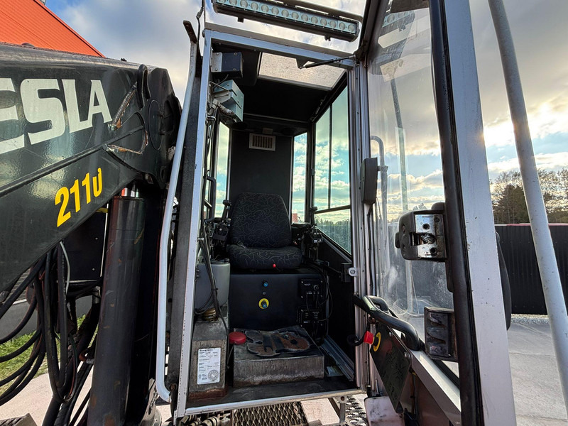 목재 트럭, 크레인 트럭 운반 물 목재 Volvo FH 16 650 6x4 Kesla 2110 / CHASSIS L=7223 mm : 사진 15