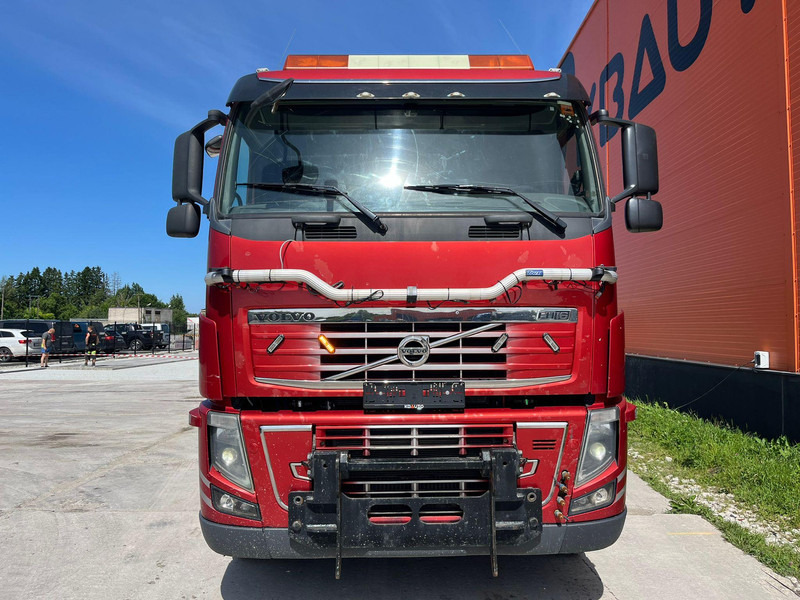 Volvo FH 16 700 8x4*4 HIAB XR 24 ton / L=5800 mm - 후크 리프트 트럭 : 사진 3 Volvo FH 16 700 8x4*4 HIAB XR 24 ton / L=5800 mm - 후크 리프트 트럭 : 사진 3