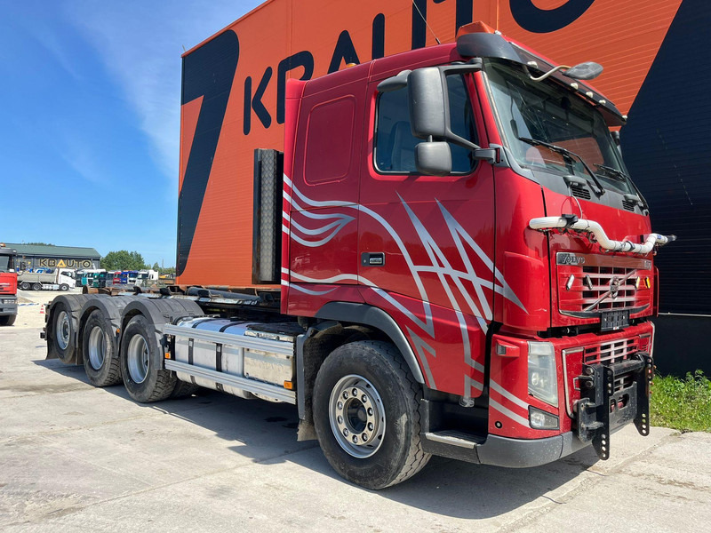 Volvo FH 16 700 8x4*4 HIAB XR 24 ton / L=5800 mm - 후크 리프트 트럭 : 사진 4 Volvo FH 16 700 8x4*4 HIAB XR 24 ton / L=5800 mm - 후크 리프트 트럭 : 사진 4