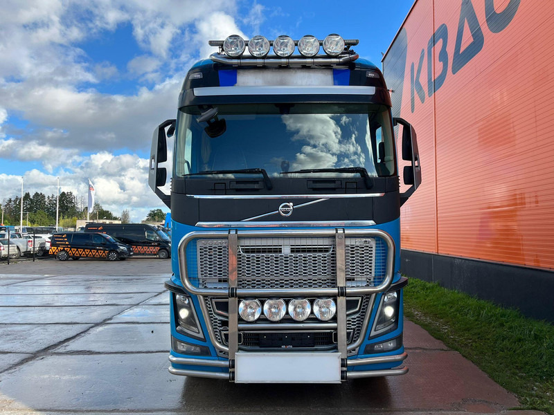 Volvo FH 16 750 8x4 GCW 130 ton / GLOBE XL / HYDRAULICS / BIG AXLES - 트랙터 유닛 : 사진 2 Volvo FH 16 750 8x4 GCW 130 ton / GLOBE XL / HYDRAULICS / BIG AXLES - 트랙터 유닛 : 사진 2