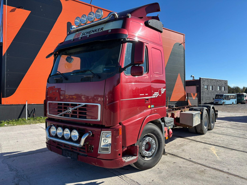 Volvo FH 480 6x2 CHASSIS L=7403 mm - 캡 새시 트럭 : 사진 2 Volvo FH 480 6x2 CHASSIS L=7403 mm - 캡 새시 트럭 : 사진 2