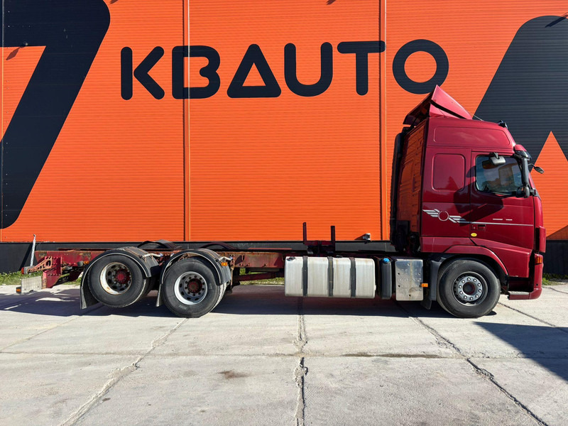 Volvo FH 480 6x2 CHASSIS L=7403 mm - 캡 새시 트럭 : 사진 5 Volvo FH 480 6x2 CHASSIS L=7403 mm - 캡 새시 트럭 : 사진 5