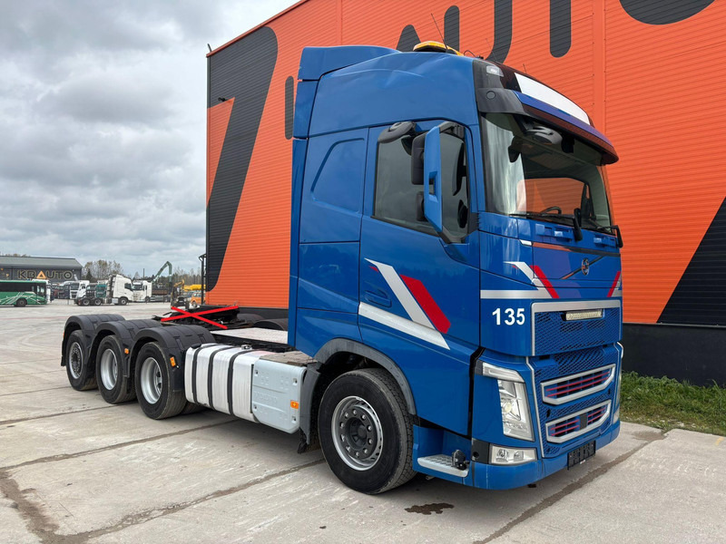 Volvo FH 500 8x4*4 FOR SALE AS CHASSIS / GCW 70 ton / PTO / CHASSIS L=6420 mm - 캡 새시 트럭 : 사진 4 Volvo FH 500 8x4*4 FOR SALE AS CHASSIS / GCW 70 ton / PTO / CHASSIS L=6420 mm - 캡 새시 트럭 : 사진 4