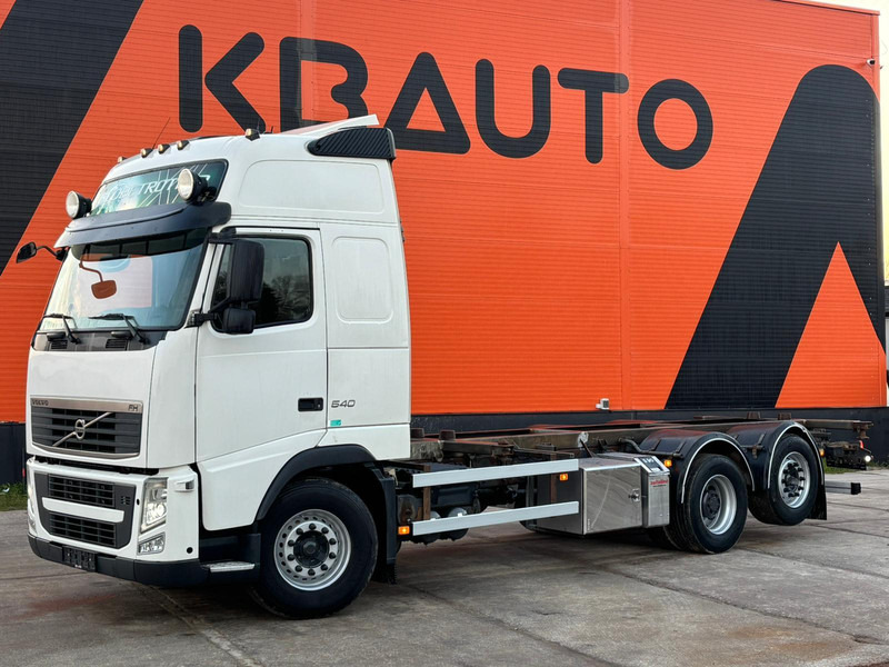 Volvo FH 540 6x2 LOW CHECKED MILEAGE ! / RETARDER / CHASSIS L=6975 mm - 캡 새시 트럭 : 사진 1 Volvo FH 540 6x2 LOW CHECKED MILEAGE ! / RETARDER / CHASSIS L=6975 mm - 캡 새시 트럭 : 사진 1