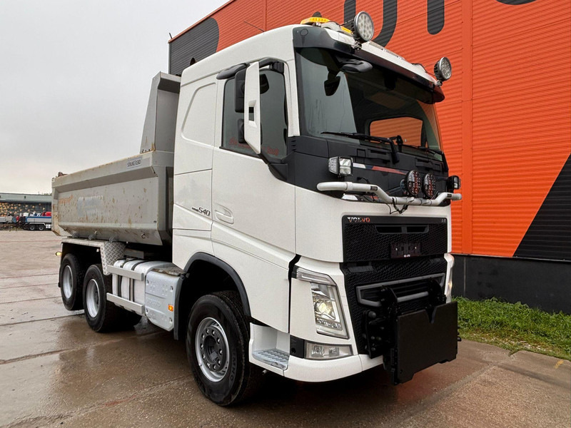 Volvo FH 540 6x4 RETARDER / TANDEM AXLE LIFT / SNOWPLOW EQUIPMENT / BOX L = 4473 mm - 덤프트럭 : 사진 4 Volvo FH 540 6x4 RETARDER / TANDEM AXLE LIFT / SNOWPLOW EQUIPMENT / BOX L = 4473 mm - 덤프트럭 : 사진 4