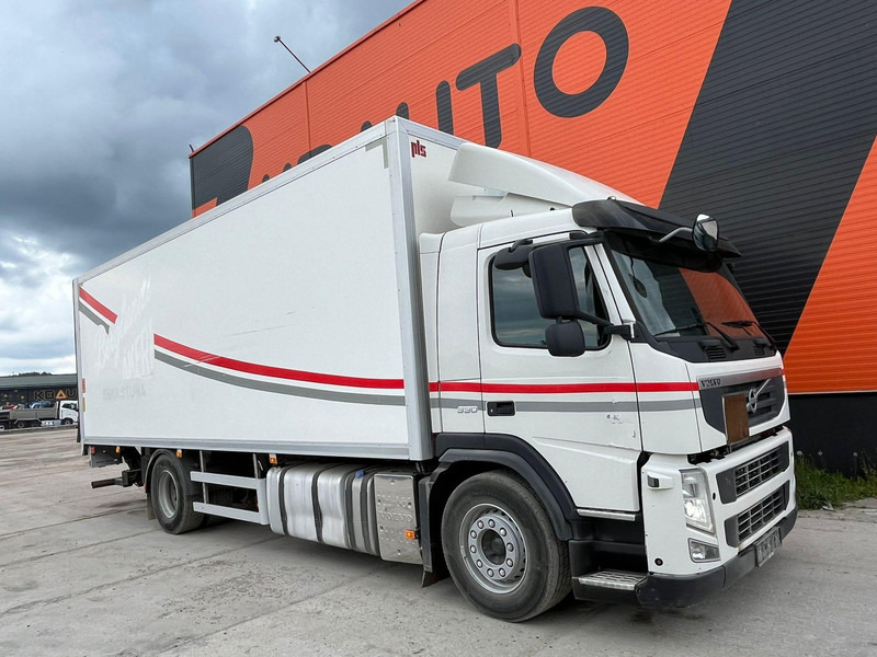 Volvo FM 330 4x2 BOX L=7533 mm - 박스 트럭 : 사진 4 Volvo FM 330 4x2 BOX L=7533 mm - 박스 트럭 : 사진 4